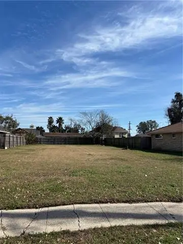 5527 Press Drive, New Orleans, LA 70122