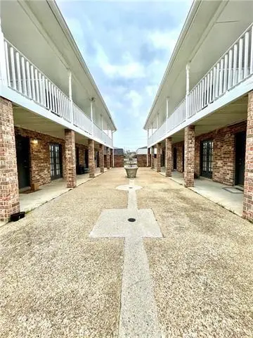 58 Carriage Lane #ABCD, Destrehan, LA 70047