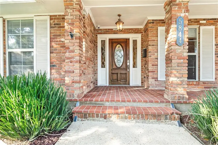 5844 Sylvia Drive, New Orleans, LA 70124 - Image #3