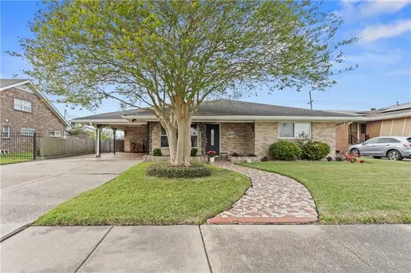 1104 Perrin Drive, Arabi, LA 70032