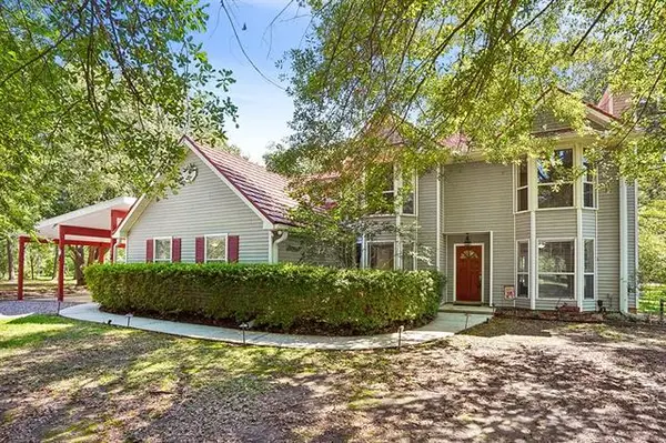28555 Persimmon Lane, Abita Springs, LA 70420
