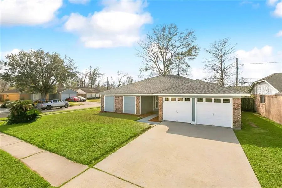 501 Manchester Lane, Laplace, LA 70068 - Image #2