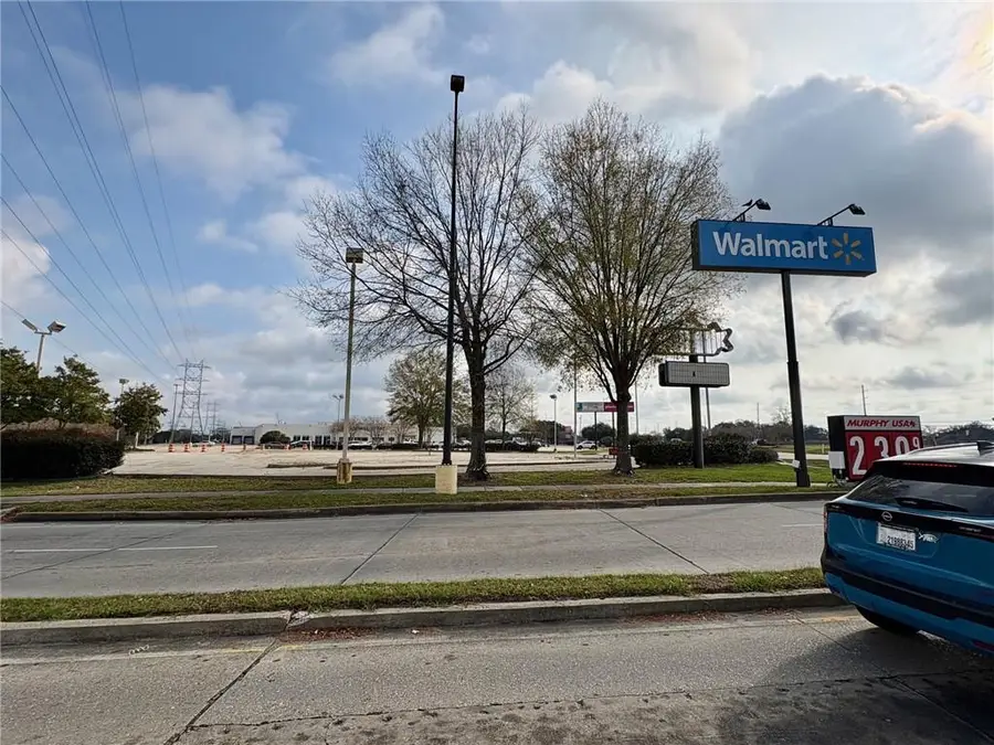 4808 Lapalco Boulevard, Harvey, LA 70058 - Image #2