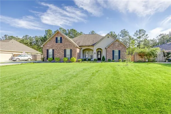 724 Perrilloux Trace Avenue, Madisonville, LA 70447