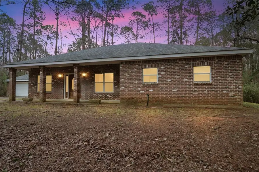 102 Woodland Drive, Covington, LA 70433 - Image #2
