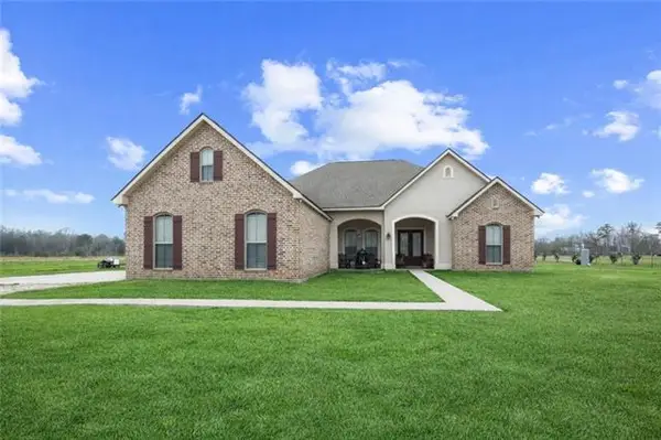 80267 Railroad Avenue, Bush, LA 70431