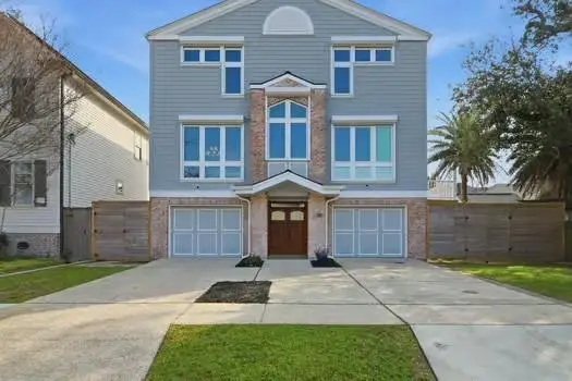 7017 General Diaz Street, New Orleans, LA 70124