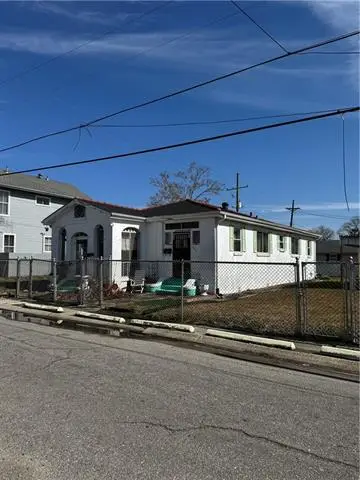 2933-2935 College Court Street, New Orleans, LA 70125 - #2