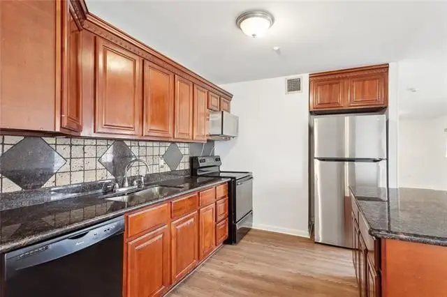 1932 Stumpf. Boulevard, Gretna, LA 70056 - #2