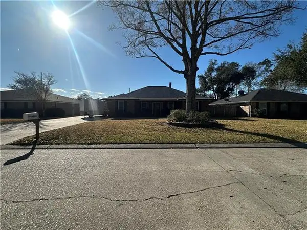 248 Devon Road, Laplace, LA 70068