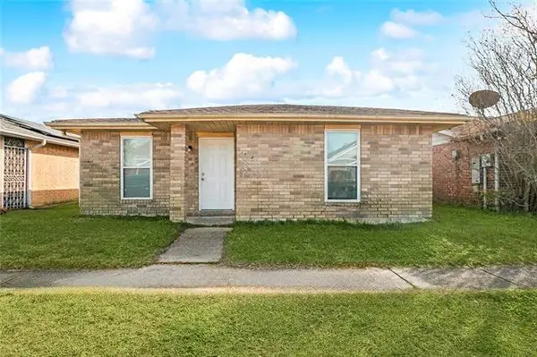 1528 Virginia Marie Street, New Orleans, LA 70122