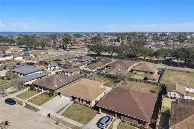 7611 Fieldston Road, New Orleans, LA 70126 - #3