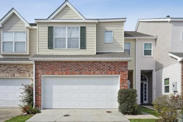 10 E Nouveau Lane, Metairie, LA 70003