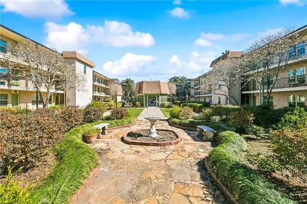 2700 Whitney Place #830, Metairie, LA 70002