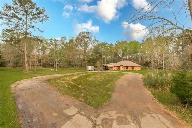 26000 Robertson Road, Holden, LA 70744 - #1