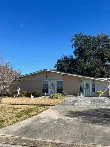 5917 Campus . Boulevard, New Orleans, LA 70126