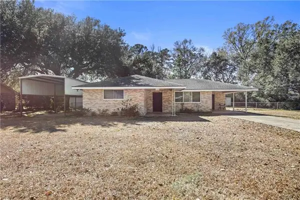 1820 Destin Street, Mandeville, LA 70448