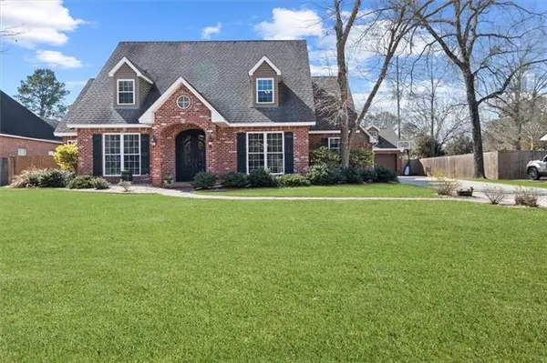 423 River Oaks Drive, Covington, LA 70433