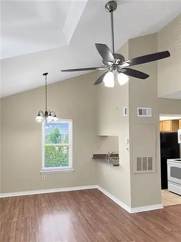 2201 Houma Boulevard #310, Metairie, LA 70001 - #3