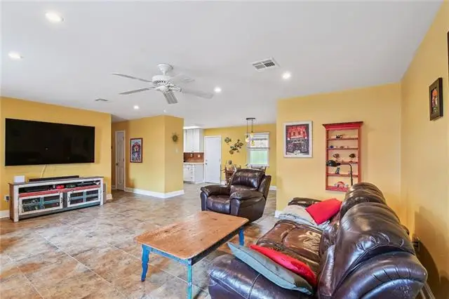 2929 Penwood Drive, Gretna, LA 70056 - #3