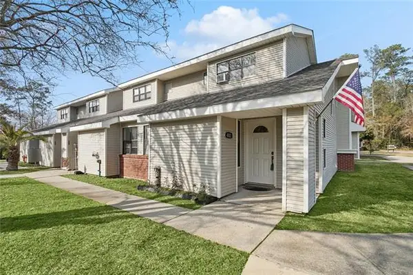 402 Cedarwood Drive #402, Mandeville, LA 70471