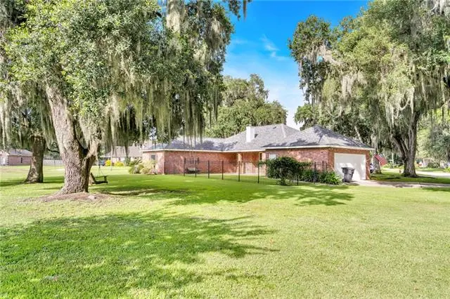 147 Jesuit Bend Drive, Belle Chasse, LA 70037 - #2