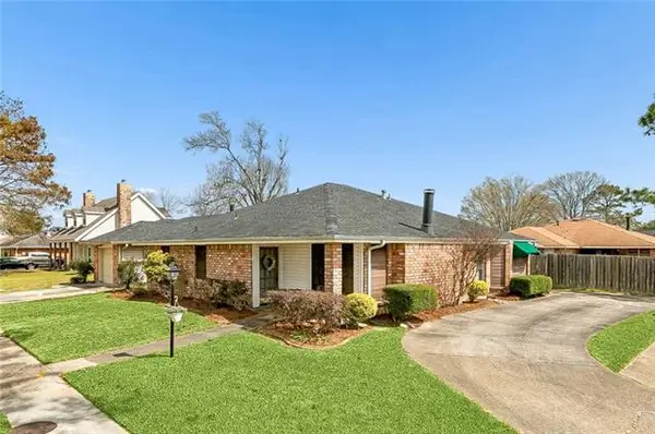 321 Longview Drive, Destrehan, LA 70047