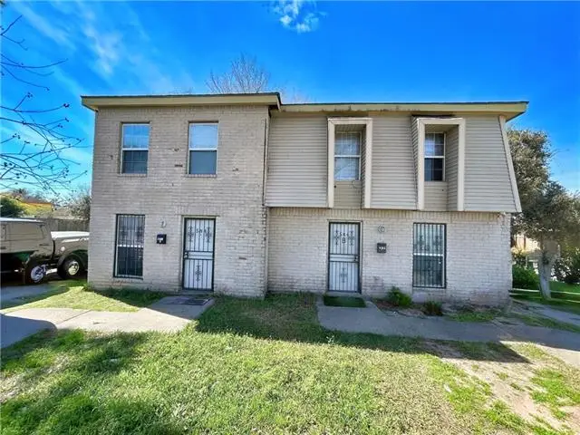 584 Holmes Boulevard, Gretna, LA 70056 - #1