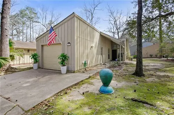 645 Tete Lours Drive #1, Mandeville, LA 70471