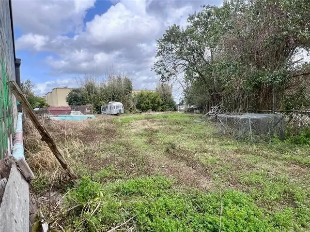 4551 Burgundy Street, New Orleans, LA 70117 - #3