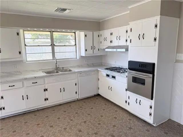 1332 Avenue E, Marrero, LA 70072 - #2