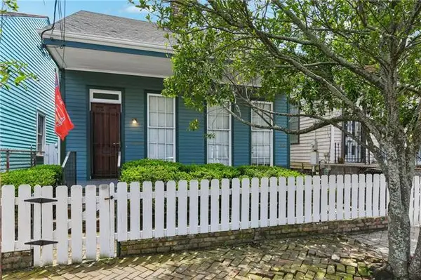 2366-68 Chippewa Street, New Orleans, LA 70130