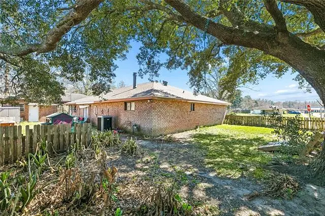 2201 Bobolink Drive, Saint Bernard, LA 70085 - #3