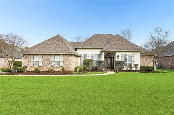 537 Evergreen Drive, Mandeville, LA 70448