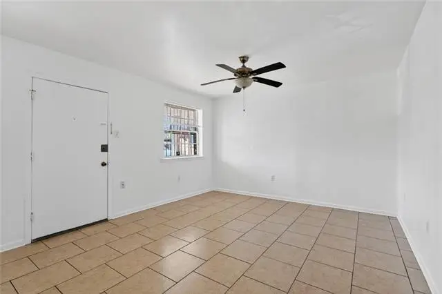 2029 Whitney Avenue, Gretna, LA 70056 - #3