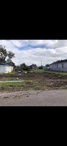 1923 Flood Street, New Orleans, LA 70117