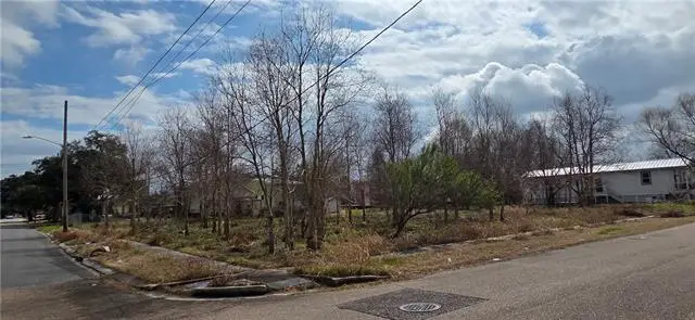 2039 Deslonde Street, New Orleans, LA 70117 - #2