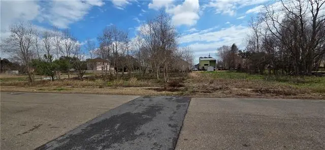 2039 Deslonde Street, New Orleans, LA 70117 - #3