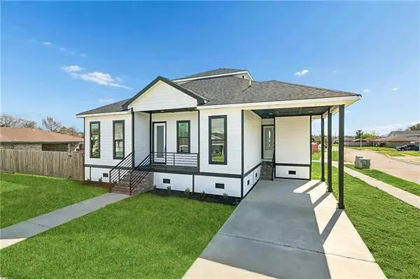 3401 Plaza Drive, Chalmette, LA 70043