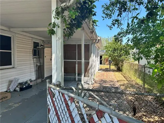 1613 Stafford Street, Gretna, LA 70053 - #3