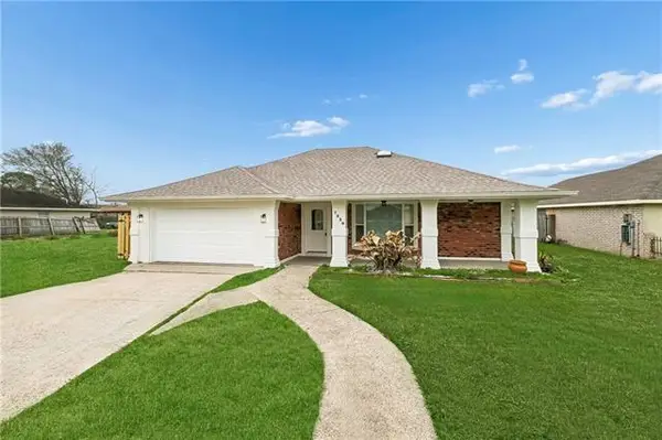 7330 Bullard Avenue, New Orleans, LA 70128