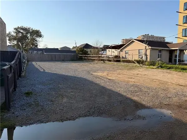 1704 Mayan Lane, Metairie, LA 70005