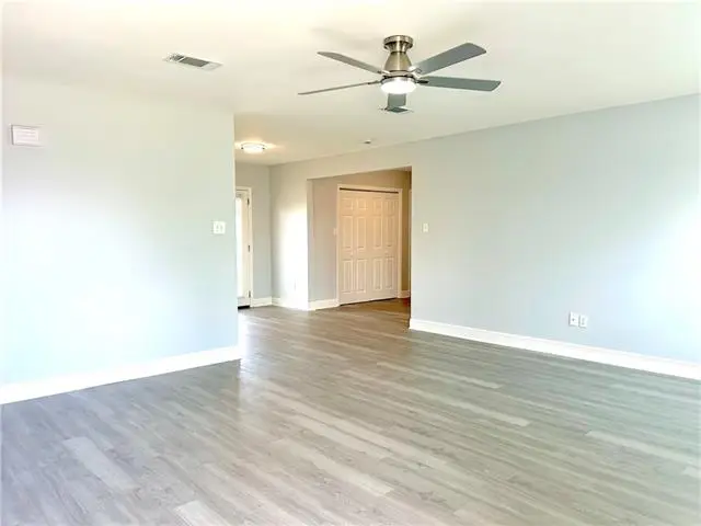 304 Catalpa Drive, Laplace, LA 70068 - #2