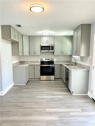 304 Catalpa Drive, Laplace, LA 70068 - #3