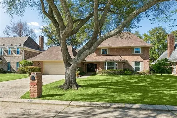 33 Chateau Du Jardin Drive, Kenner, LA 70065