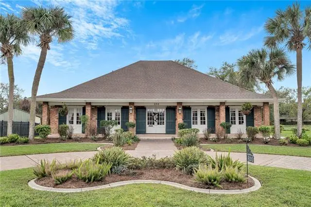 820 Fairfield Avenue, Gretna, LA 70056 - #1
