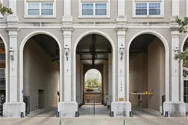 1750 St Charles Avenue #633, New Orleans, LA 70130