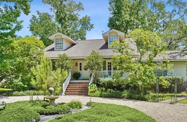 214 Tchefuncte Drive, Covington, LA 70433