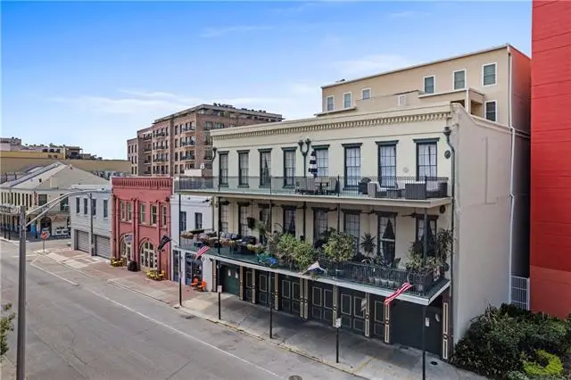 633 Tchoupitoulas Street #4, New Orleans, LA 70130 - #2