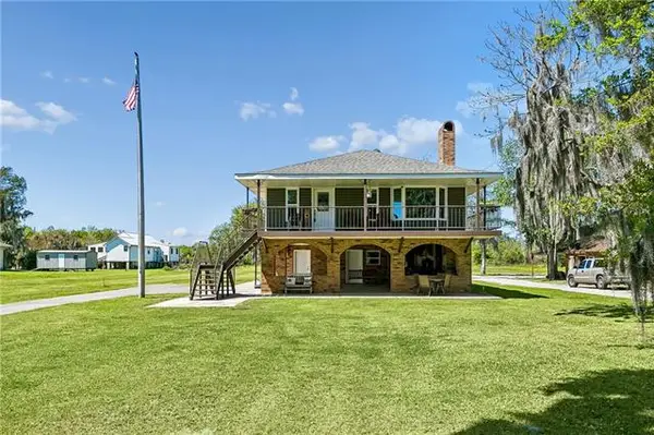 9552 Barataria Boulevard, Marrero, LA 70072